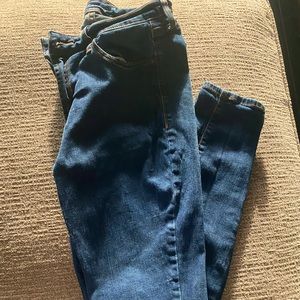 Blue Jeans size 8
